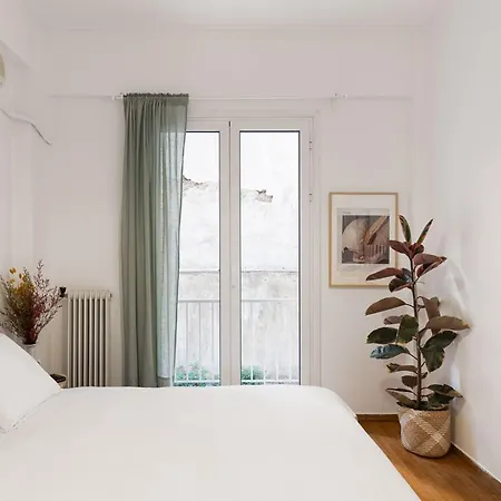 Comfort Aparment In Exarcheia Apartment